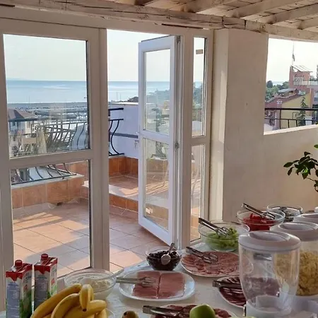 Casa de hóspedes Housedenz