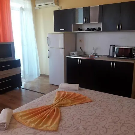 Casa de hóspedes Housedenz Chernomorets