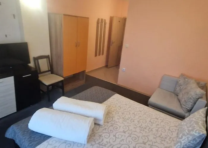 Guest house Housedenz