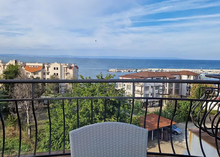 Housedenz Chernomorets