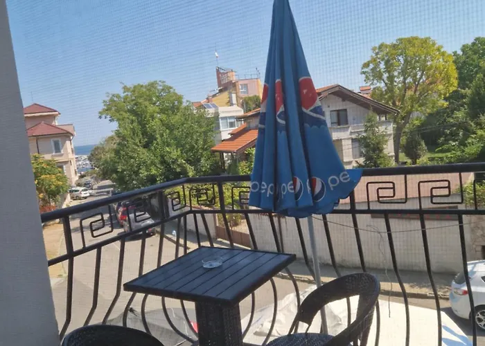 Housedenz 3* Chernomorets