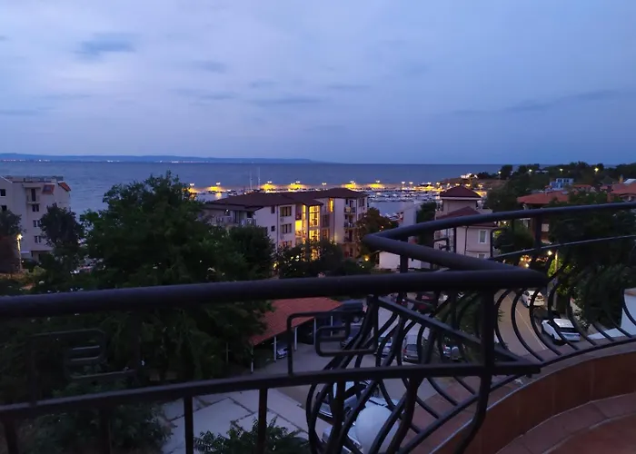 Housedenz Guest house Chernomorets