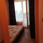 Πανσιόν Housedenz