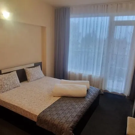 Pensiune Housedenz 3*