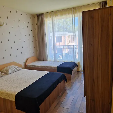 Pensjonat Housedenz Czernomorec