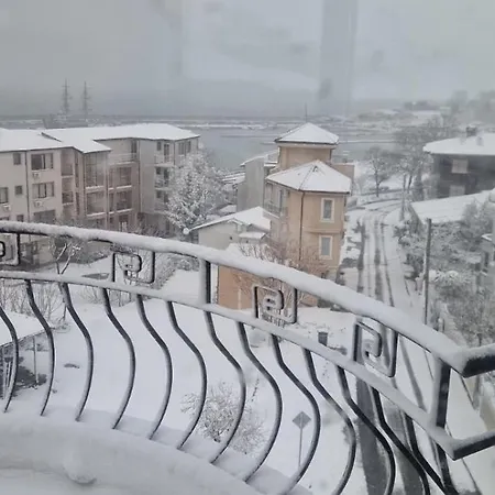 Housedenz 3* Tchernomorets